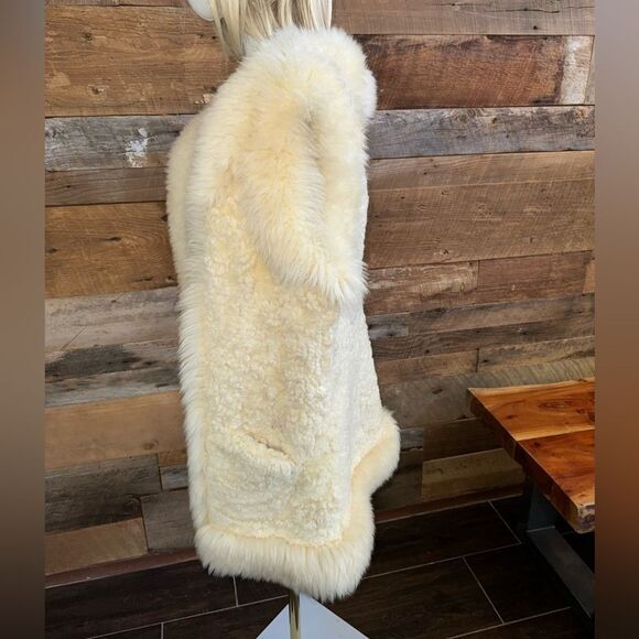 Vintage 100% NZ Lambskin Fur Vest by Alpine Fashions | M | Made in New Zealand - Picture 6 of 15